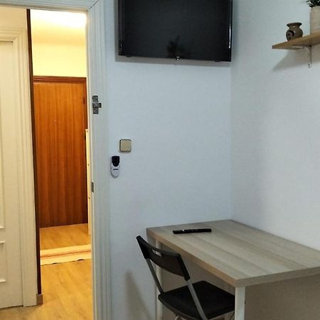 Alojamiento Calma L'Hospitalet de Llobregat Buitenkant foto